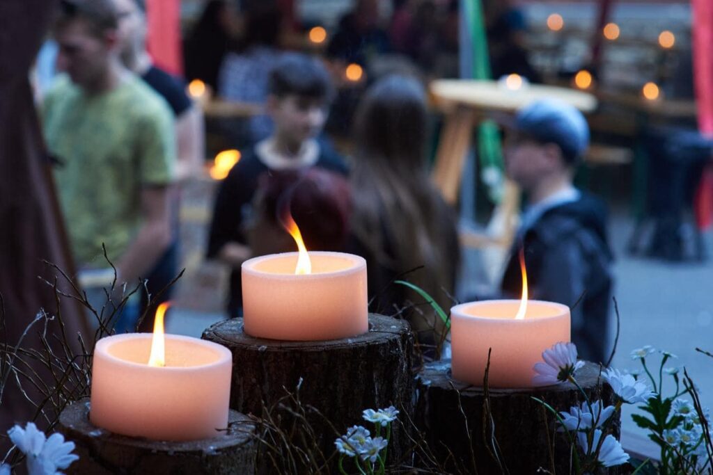 ARTMEDIA - UNIPAR: Discover the Magic of Premium Quality Czech Candles_14